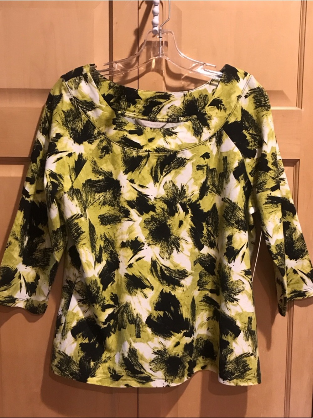 New Laura Ashley Lime Green and Black Brushstroke Floral Scoop Neck Top